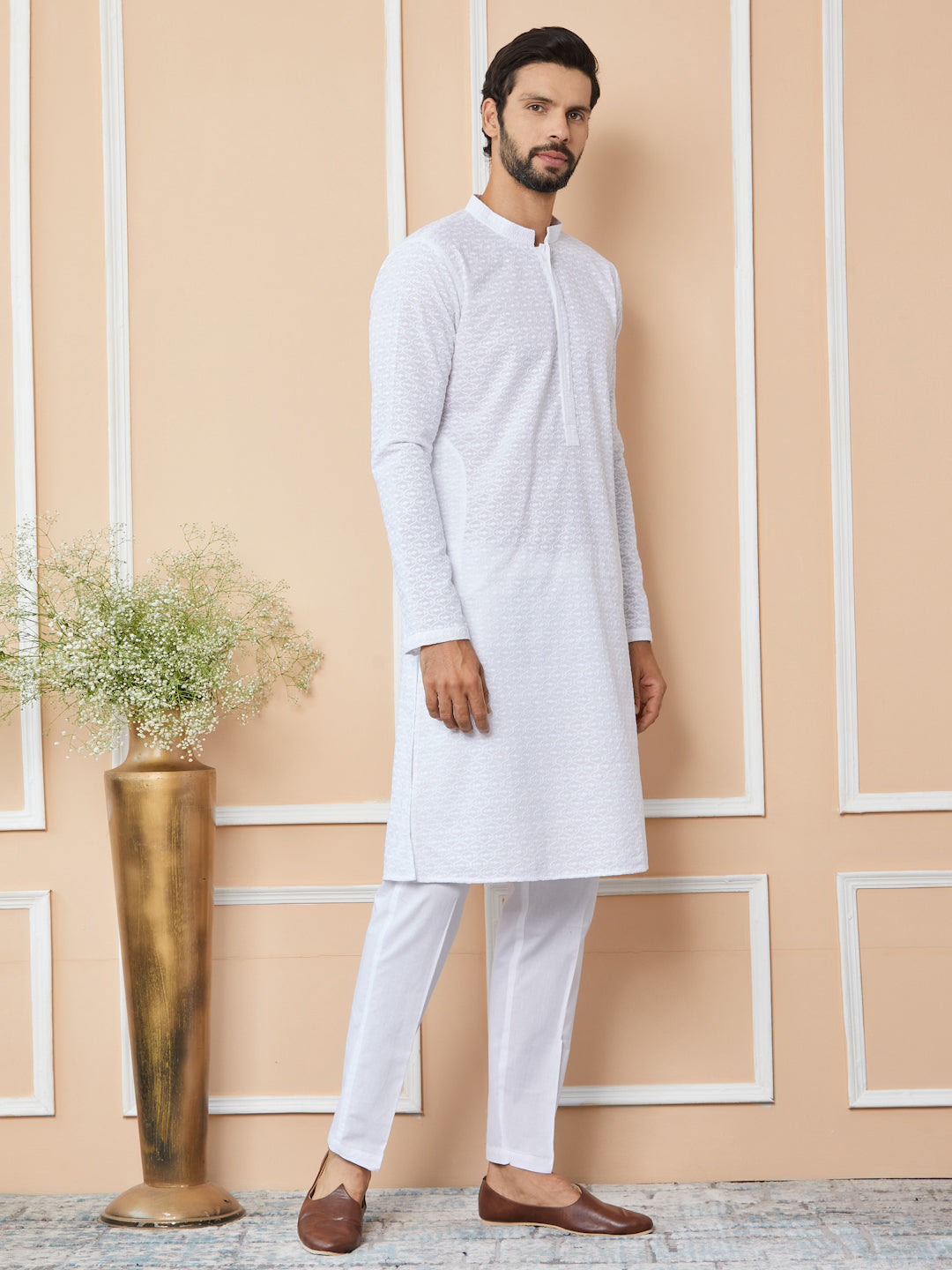 White Embroidered Chikankari Pure Cotton Straight Kurta