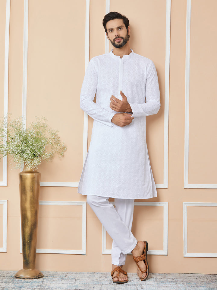 White Embroidered Chikankari Pure Cotton Straight Kurta