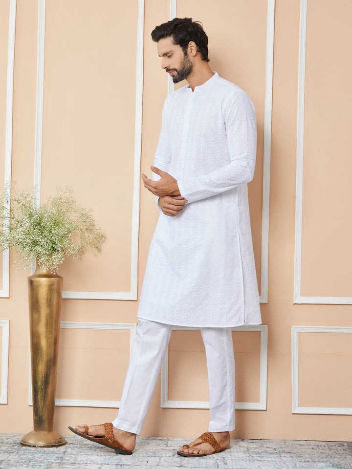 White Embroidered Chikankari Pure Cotton Straight Kurta