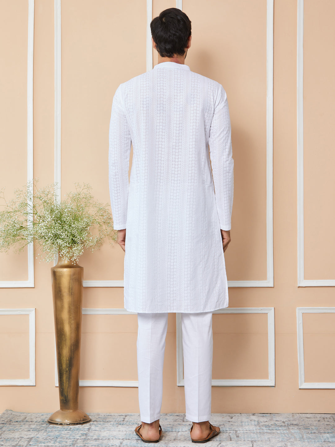 White Embroidered Chikankari Pure Cotton Straight Kurta