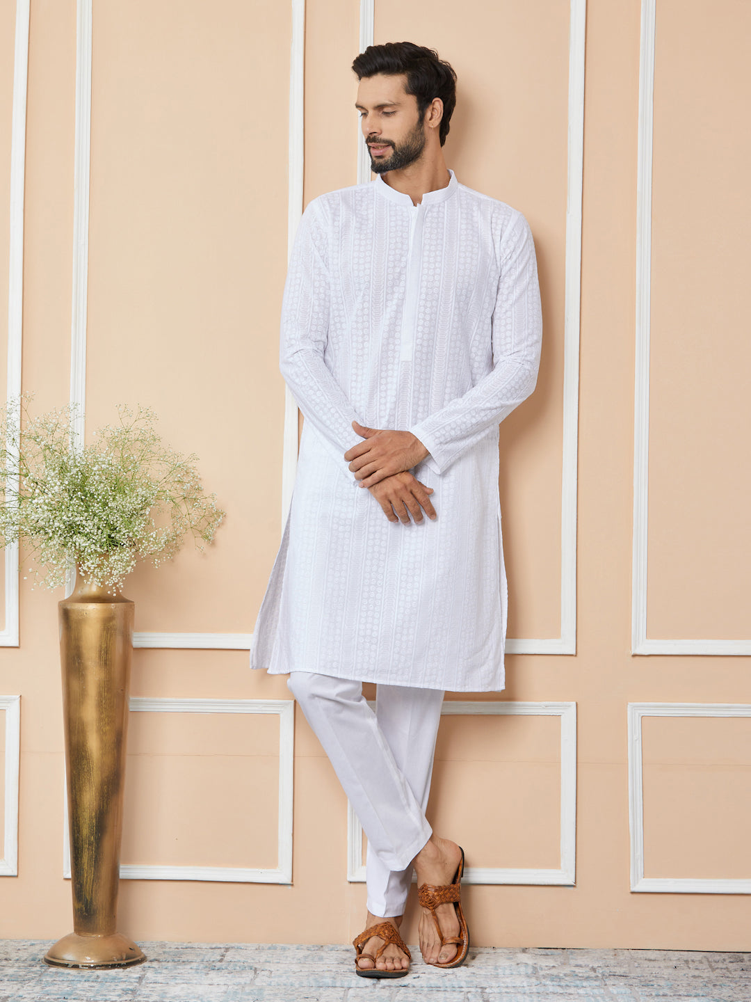 White Embroidered Chikankari Pure Cotton Straight Kurta