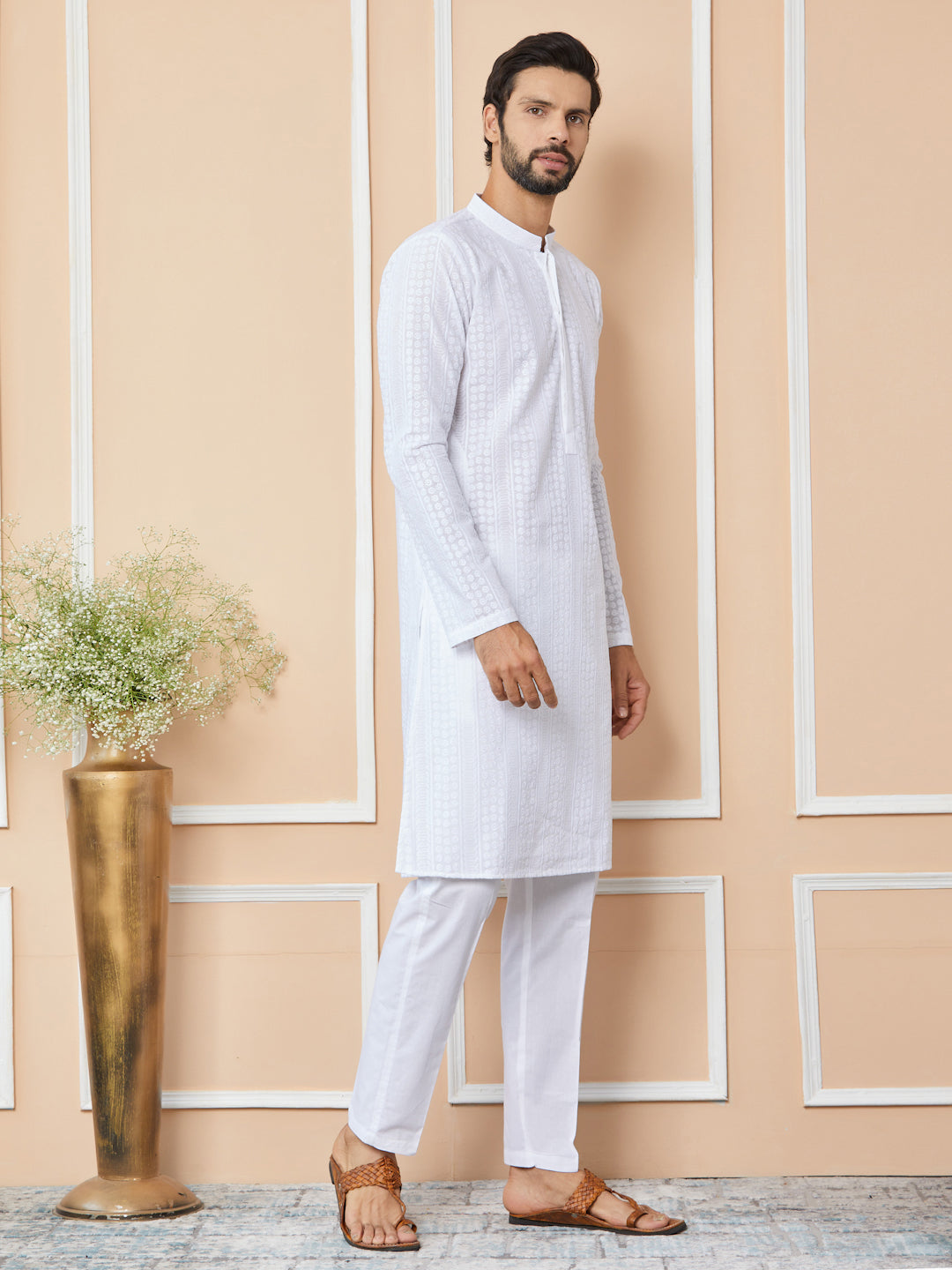 White Embroidered Chikankari Pure Cotton Straight Kurta