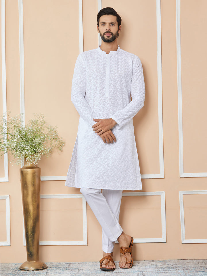 White Embroidered Chikankari Pure Cotton Straight Kurta