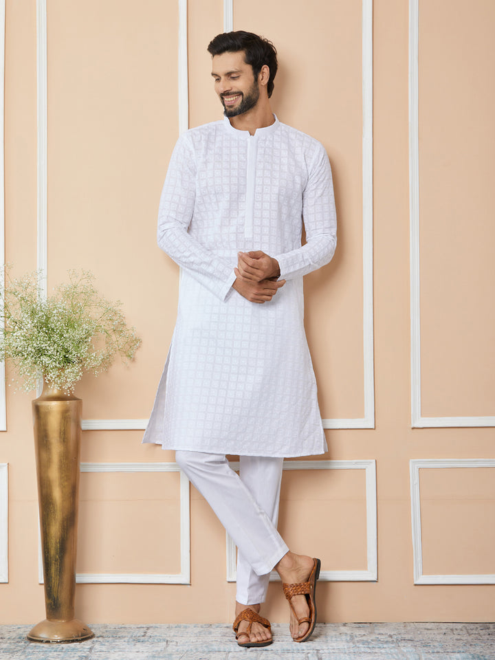 White Embroidered Chikankari Pure Cotton Straight Kurta