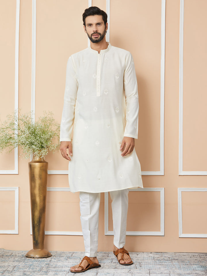 Cream Embroidered Pure Chanderi Silk Straight Kurta