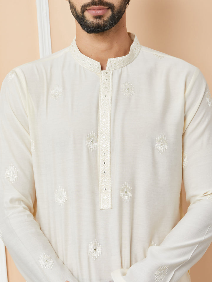 Cream Embroidered Pure Chanderi Silk Straight Kurta