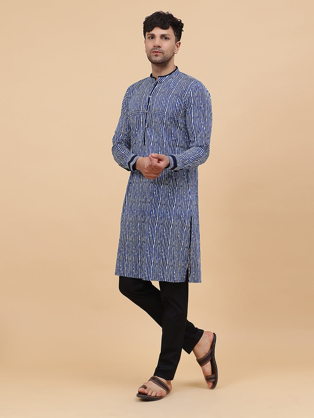 Blue Striped Printed Kurta With Pyjama