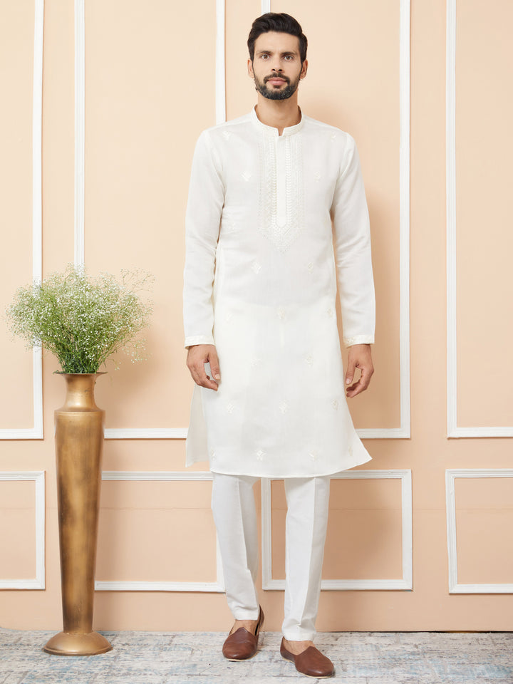 Off-White Embroidered Chanderi Silk Straight Kurta with Pyjama