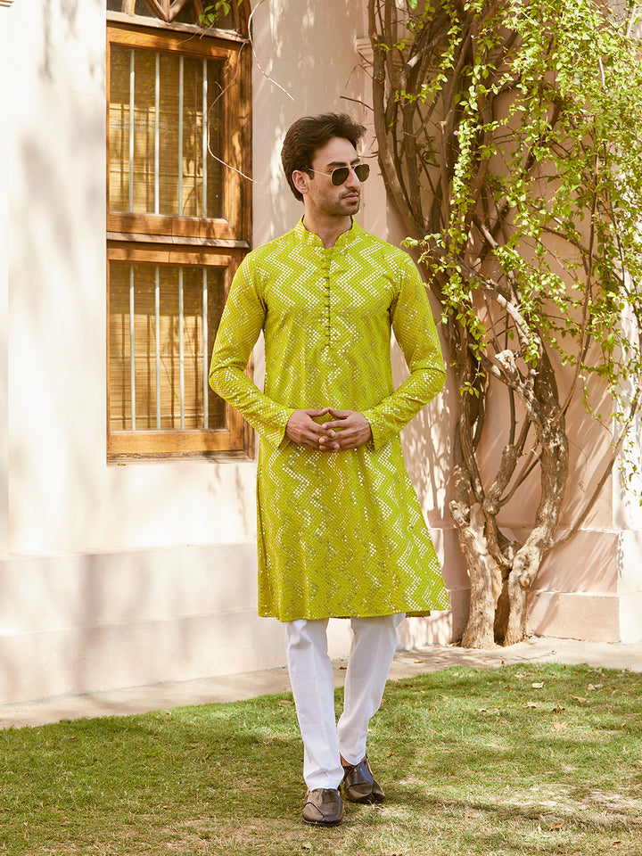 Sequins Embroidered Rayon Straight Kurta