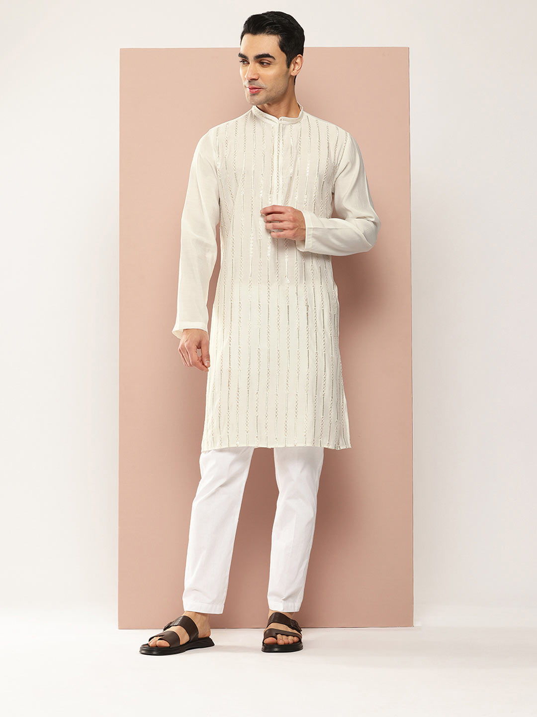 Men’s Off White Chanderi Silk Kurta with Sequin Embroidery, Paired with Pyjama