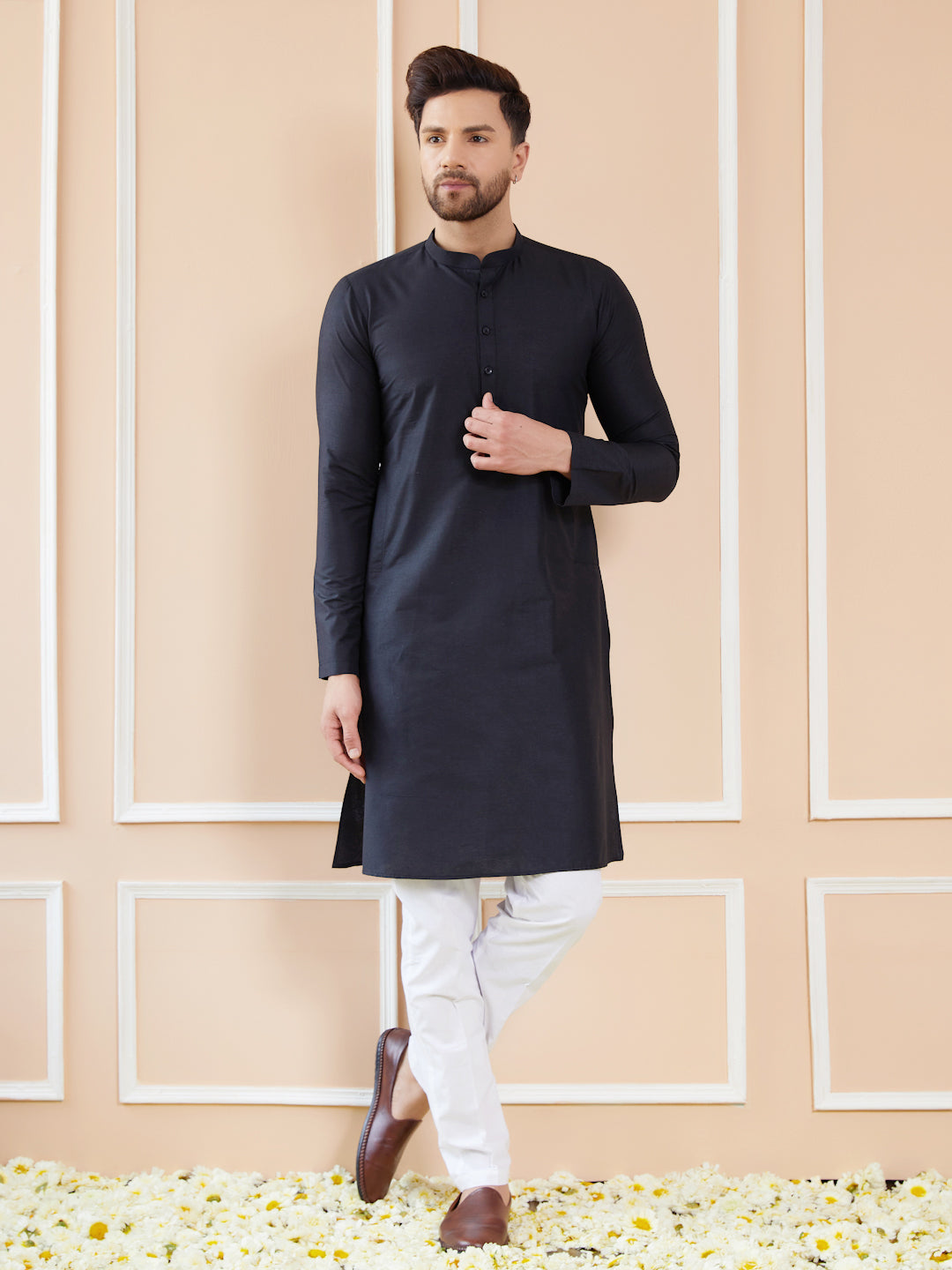 Black Cotton Solid Straight Kurta