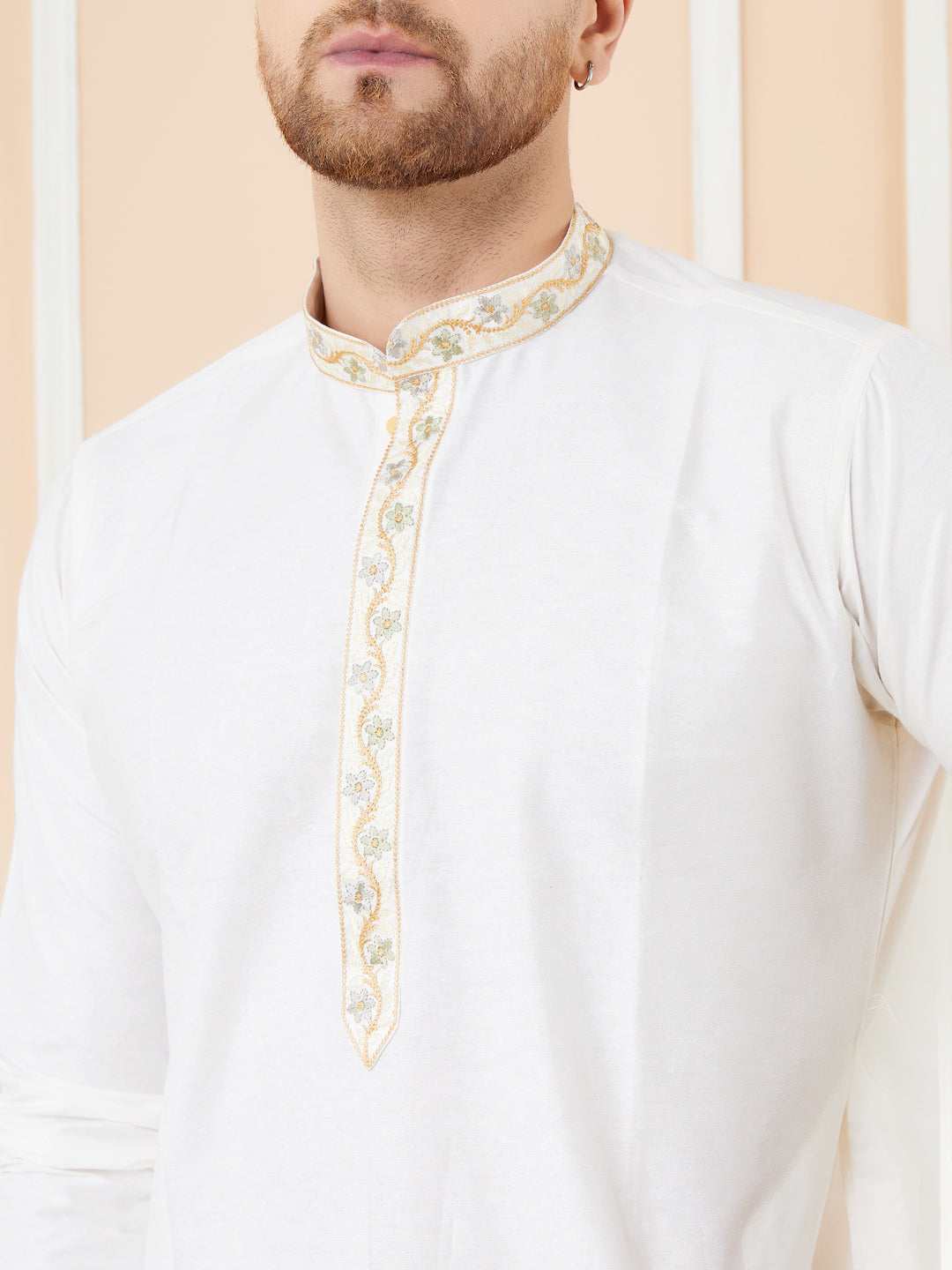 Off White Cotton Solid Straight Kurta with Embroidered Neck