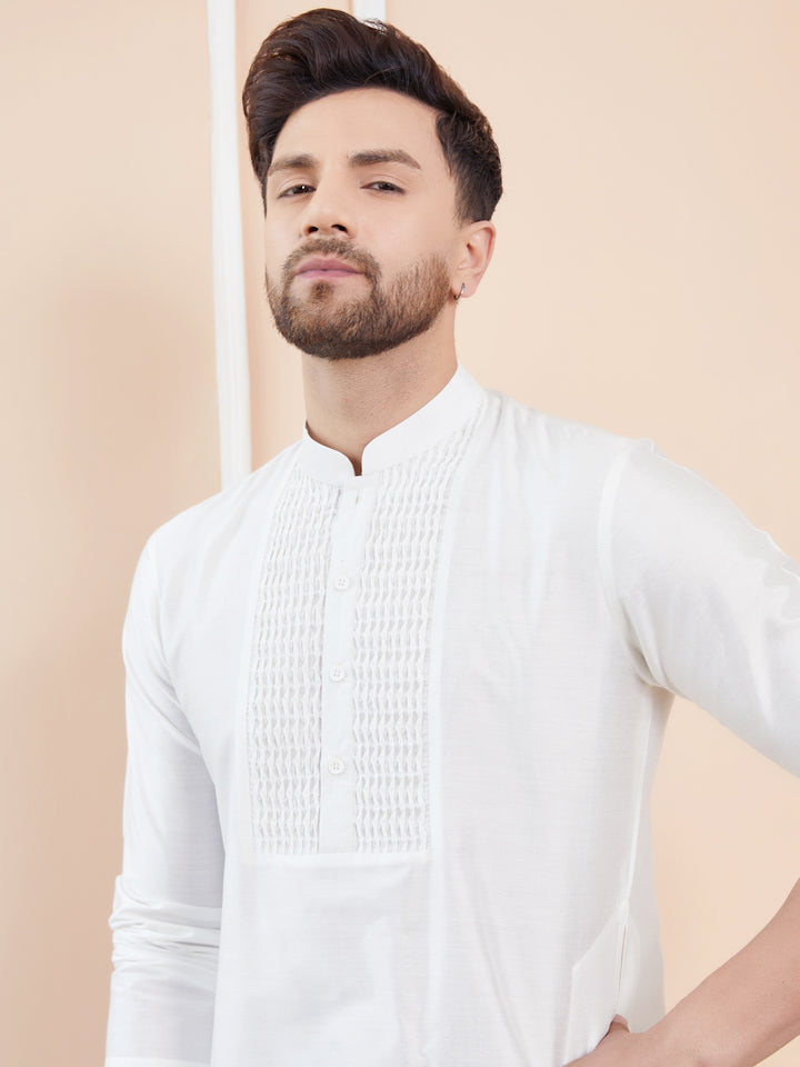 Off White Cotton Solid Straight Kurta with Embroidered Neck and Pyjama