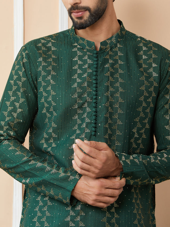 Green Embroidered Thread Work Sequinned Chanderi Silk Straight Kurta with Pyjama