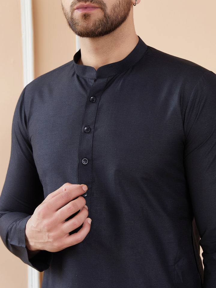 Black Cotton Solid Straight Kurta with Pyjama