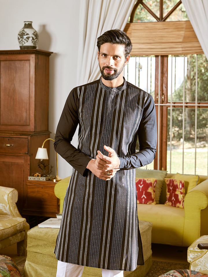 Gota Strips and Thread Worked Pure Cotton Straight Kurta with Pyjama