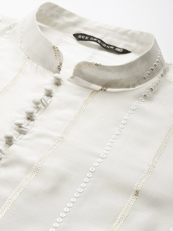 Men's Off White Chanderi Silk Kurta with Sequin Embroidery, Paired with Pyjama