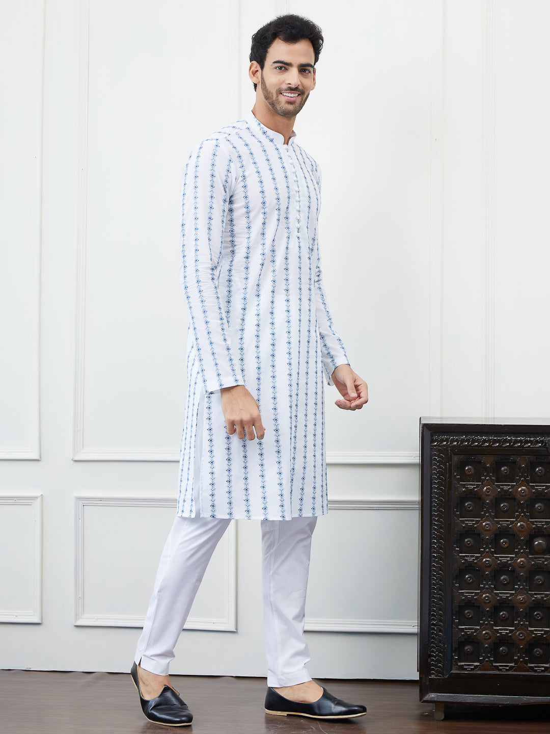 Embroidered Pure Cotton Straight Kurta with Pyjama