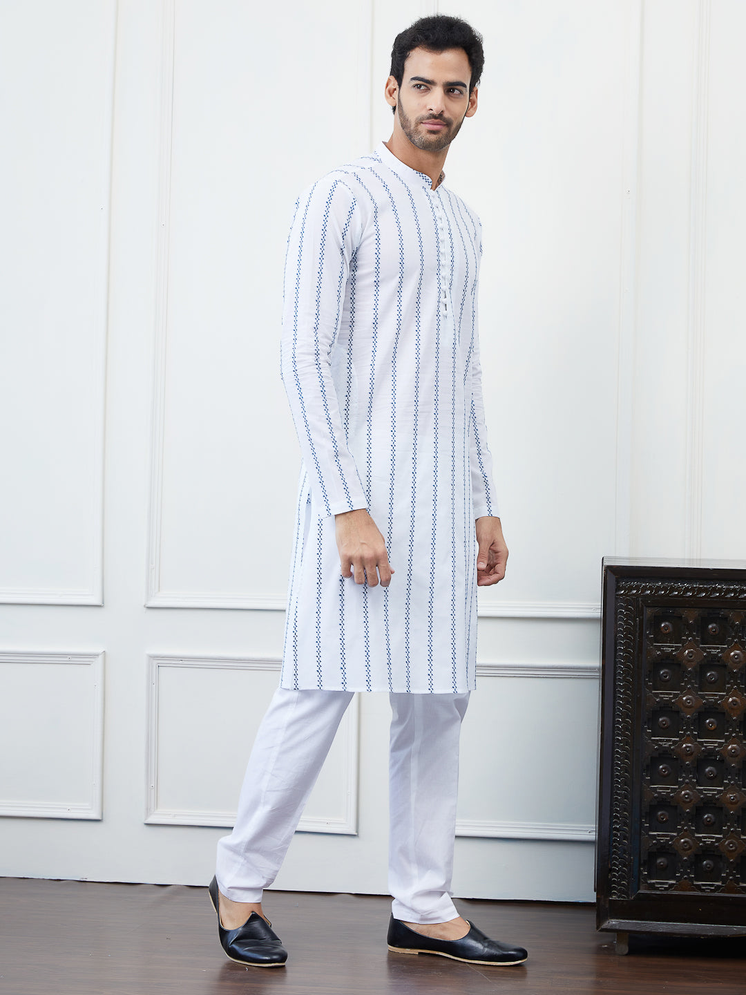 Embroidered Pure Cotton Straight Kurta