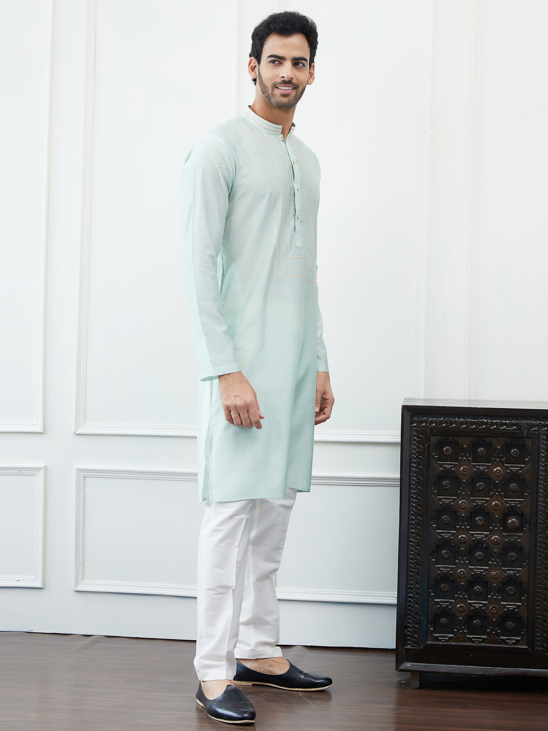 Solid Pure Cotton Straight Kurta with Gota Neck Design