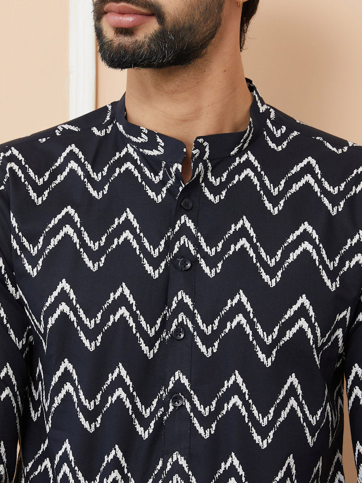 Black Printed Pure Cotton Straight Kurta with Pyjama