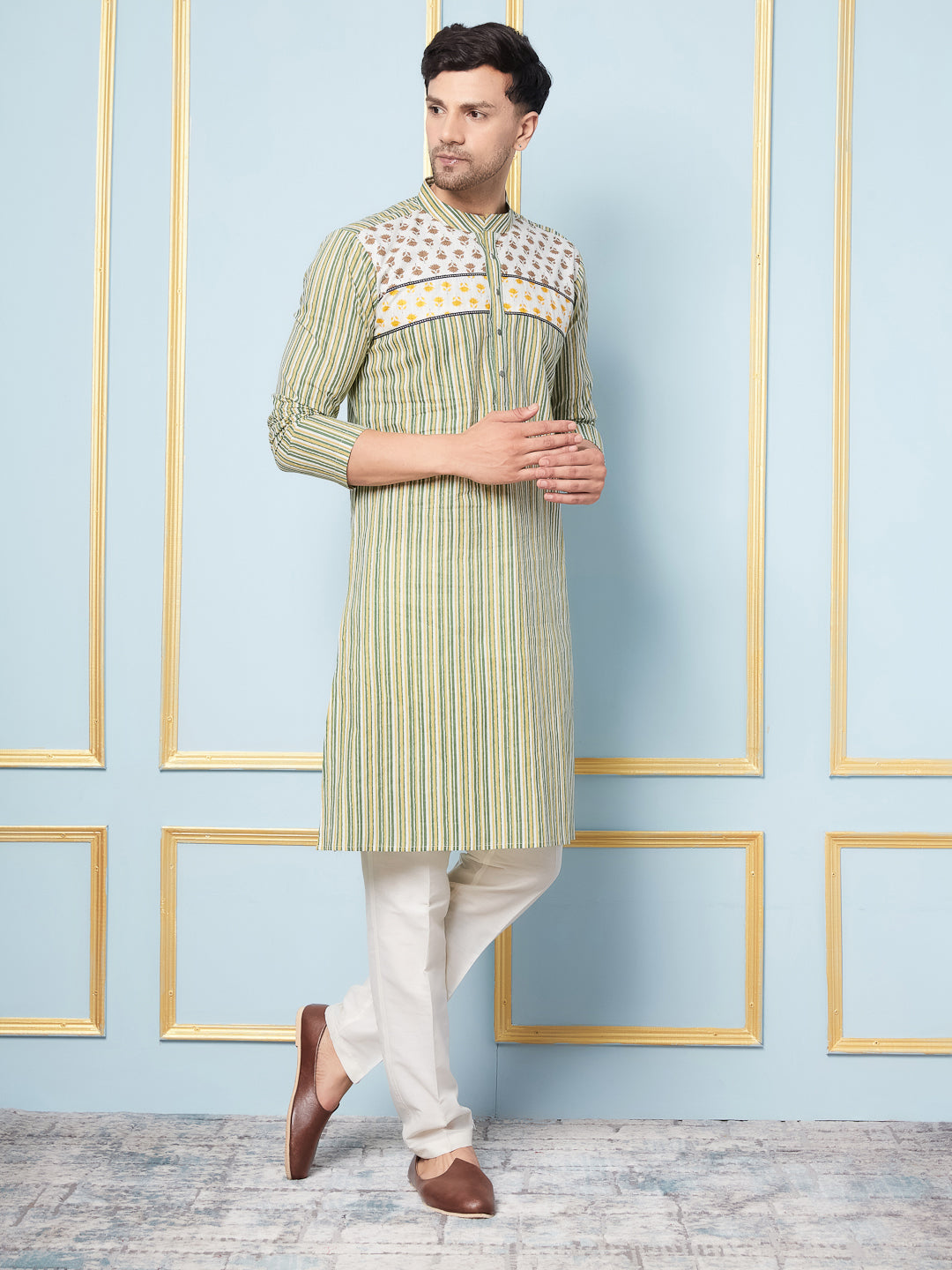 Green Striped Printed Kurta With Pyjama