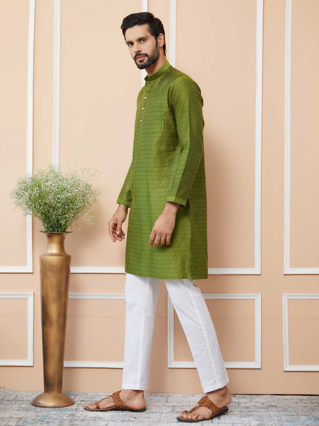 Green Ethnic Motifs Silk Jacquard Woven Design Straight Kurta with Pyjama