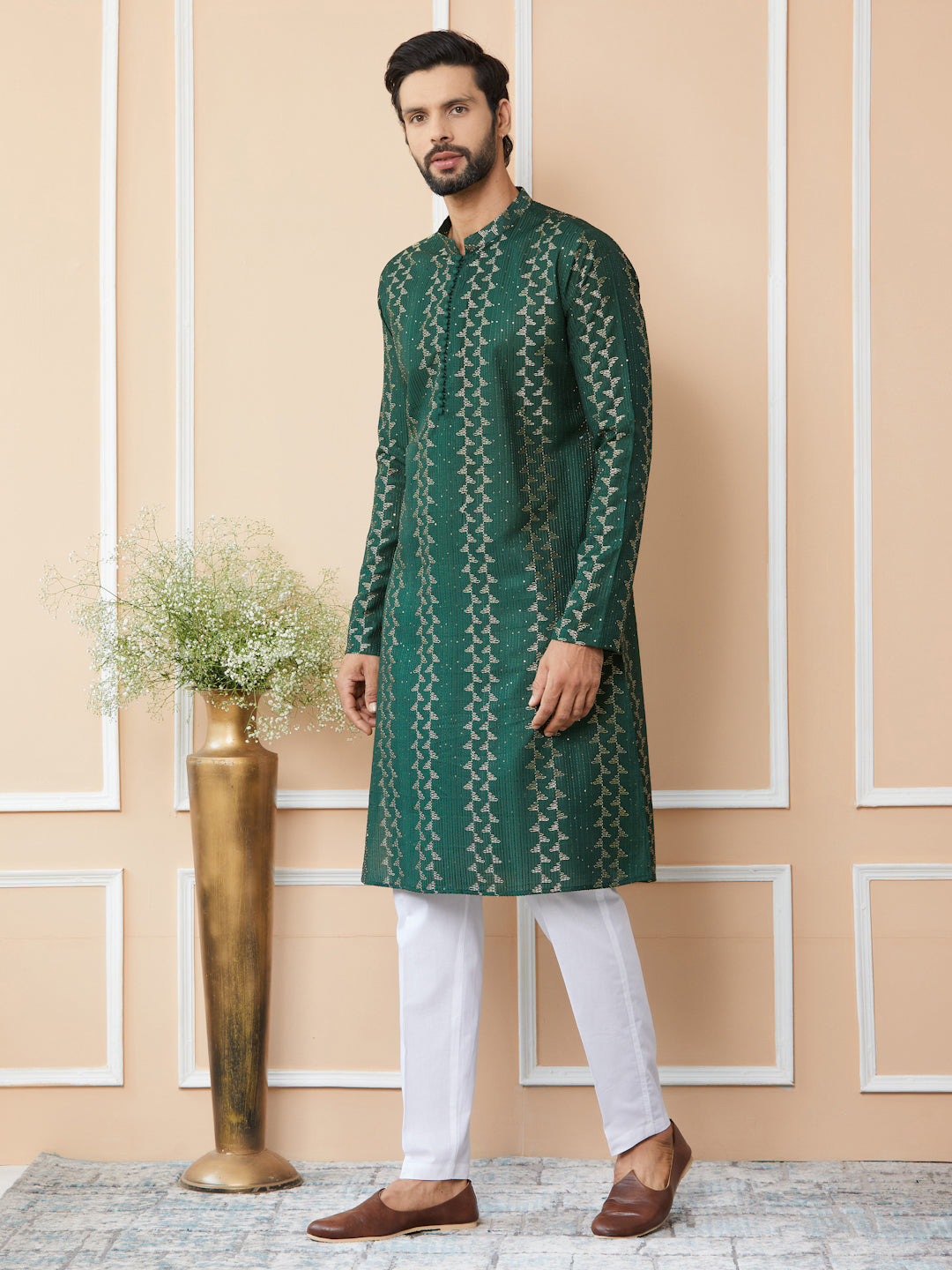 Green Embroidered Thread Work Sequinned Chanderi Silk Straight Kurta with Pyjama