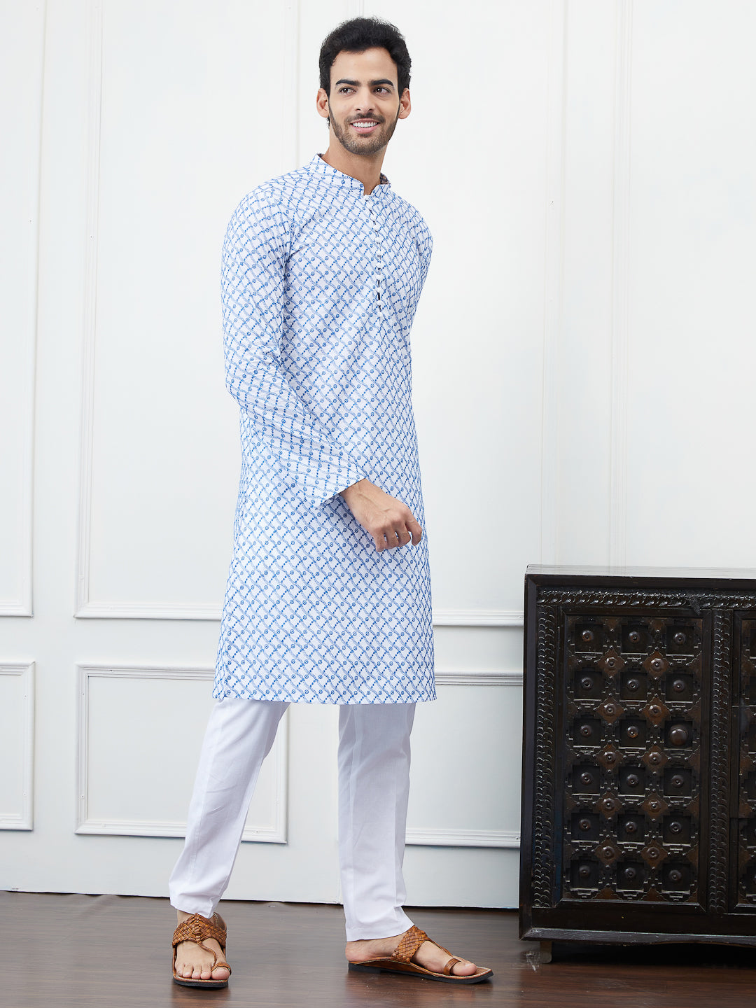 Embroidered Pure Cotton Straight Kurta with Pyjama