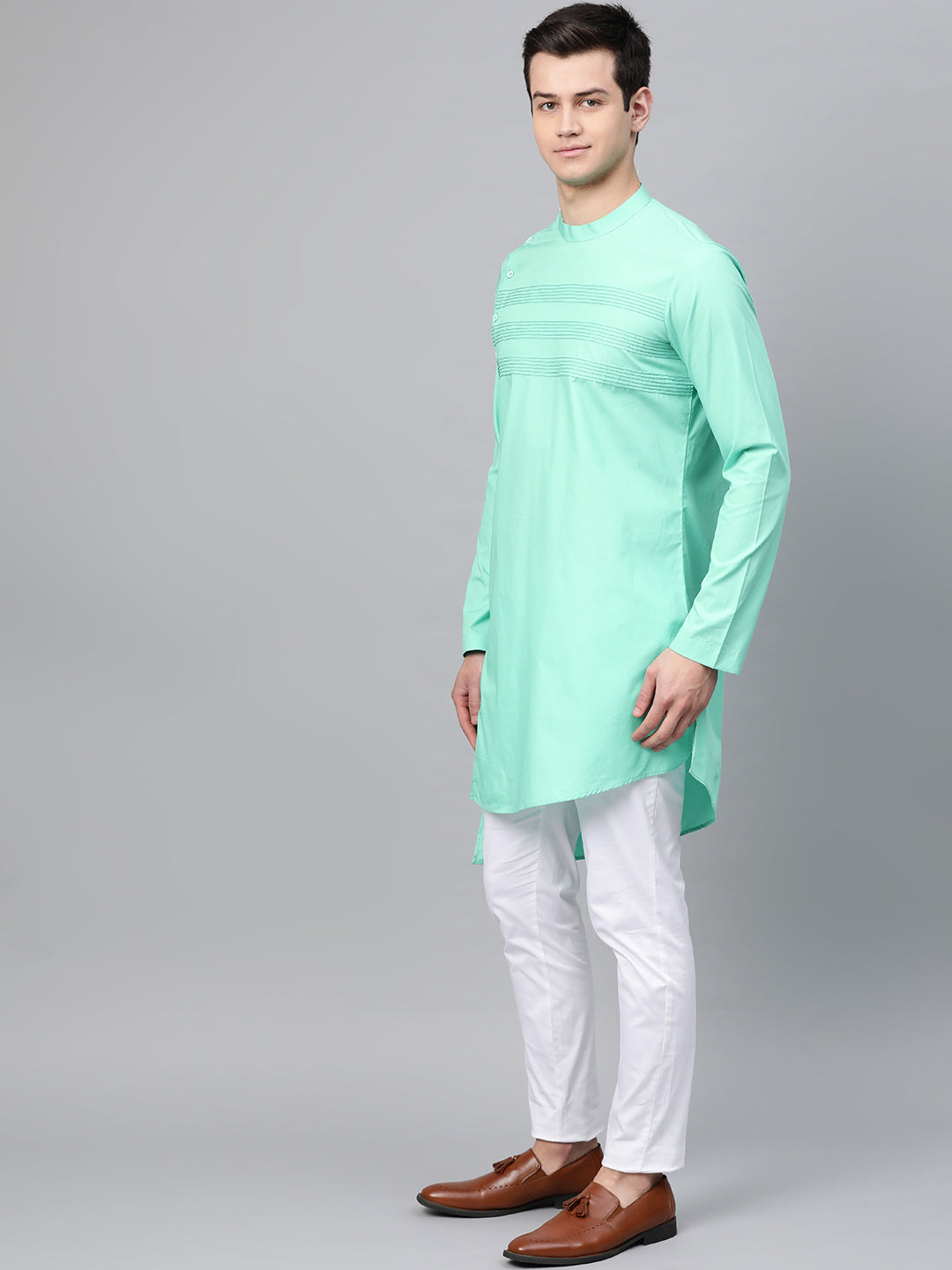 Sea Green Solid Straight Kurta With Yoke Thread Work