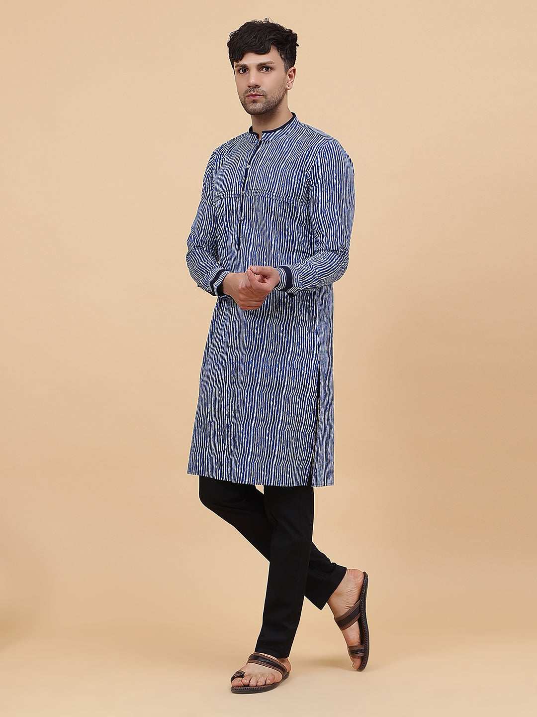 Blue Striped Printed Kurta With Pyjama