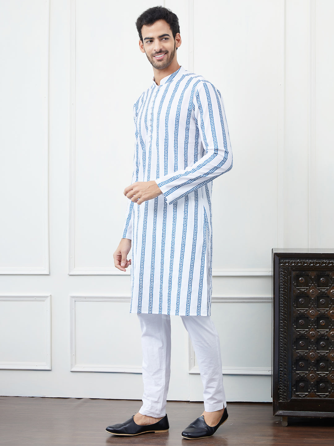 Embroidered Pure Cotton Straight Kurta