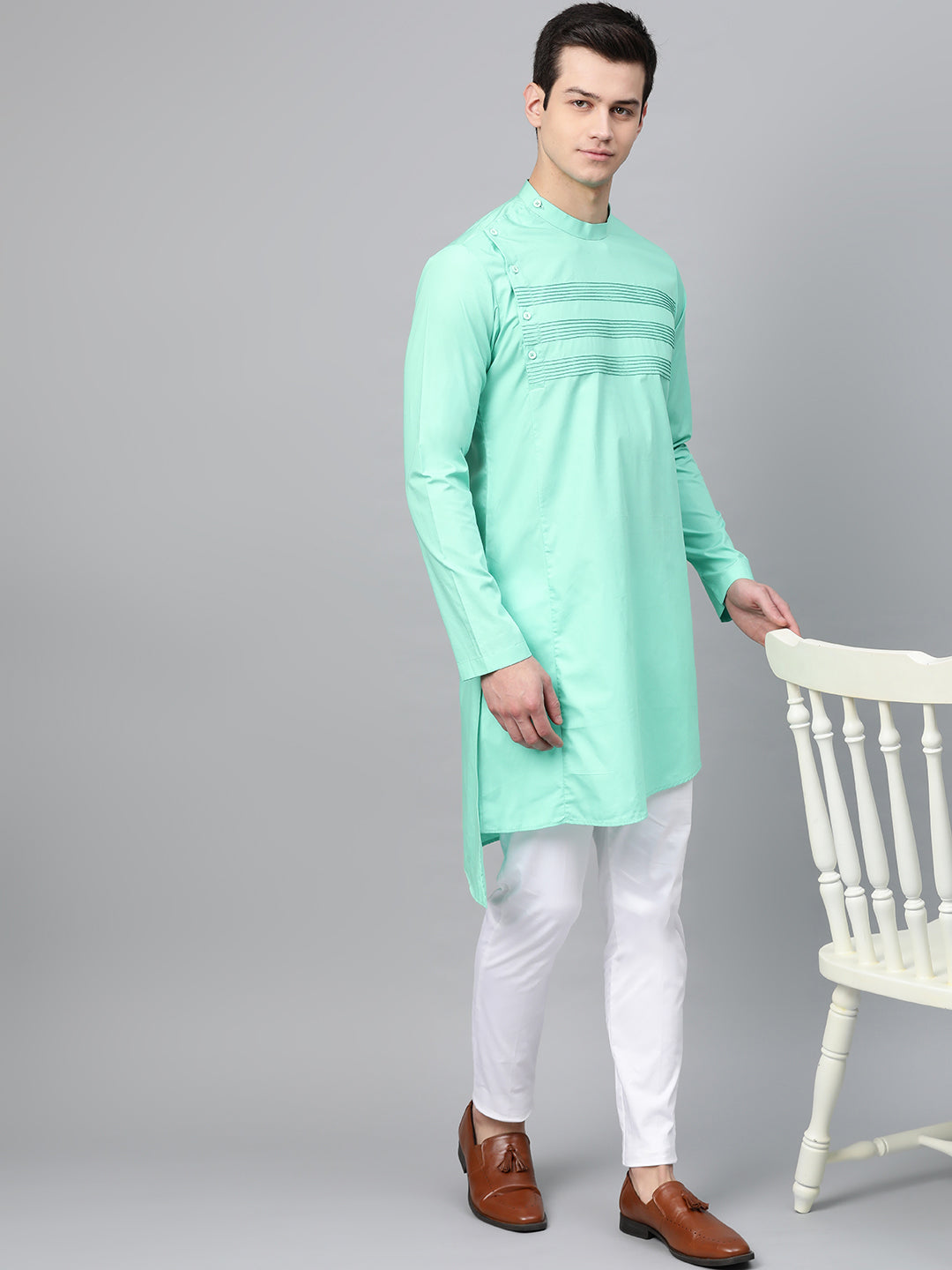 Sea Green Solid Straight Kurta With Yoke Thread Work