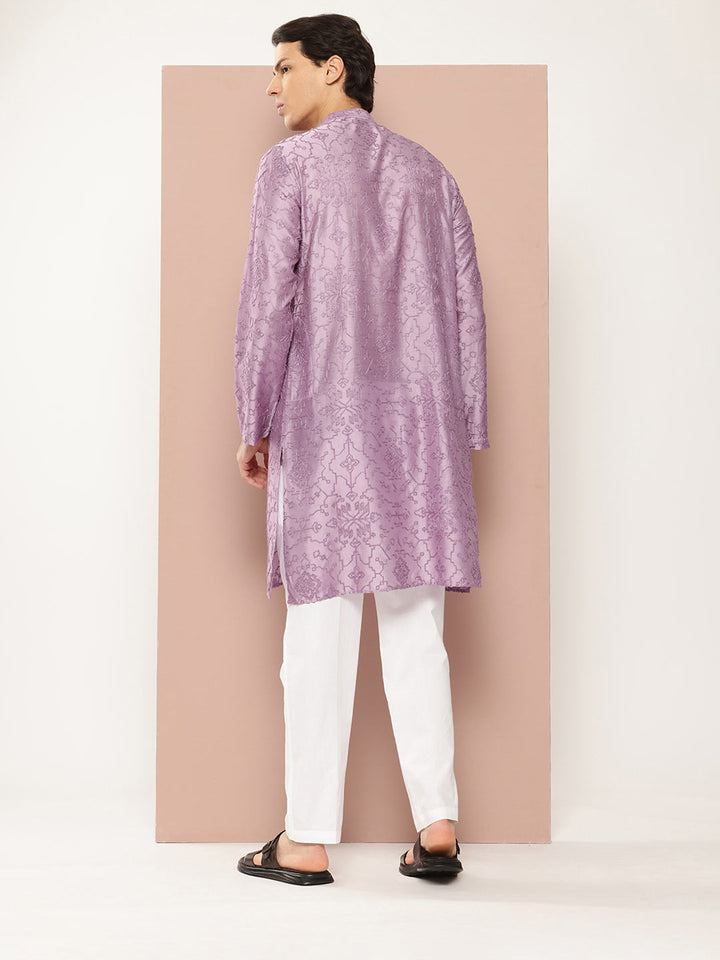 Men's Lavender Chanderi Silk Embroidered Kurta, Paired with Pyjama