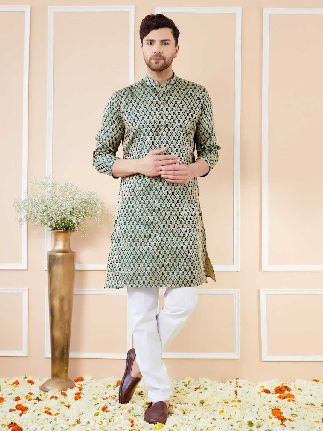 Green Ethnic Motifs Silk Jacquard Woven Design Straight Kurta