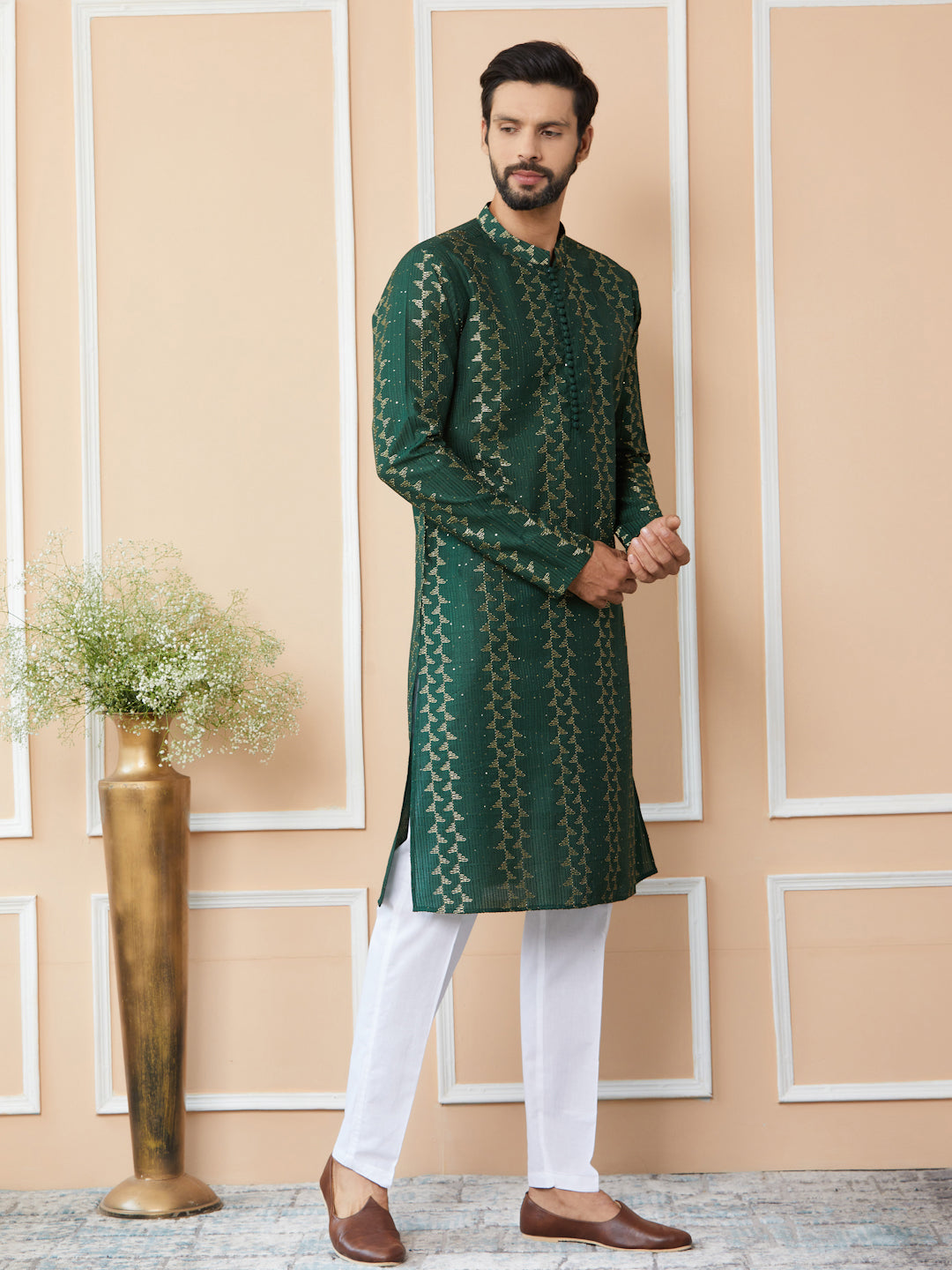 Green Embroidered Thread Work Sequinned Chanderi Silk Straight Kurta with Pyjama