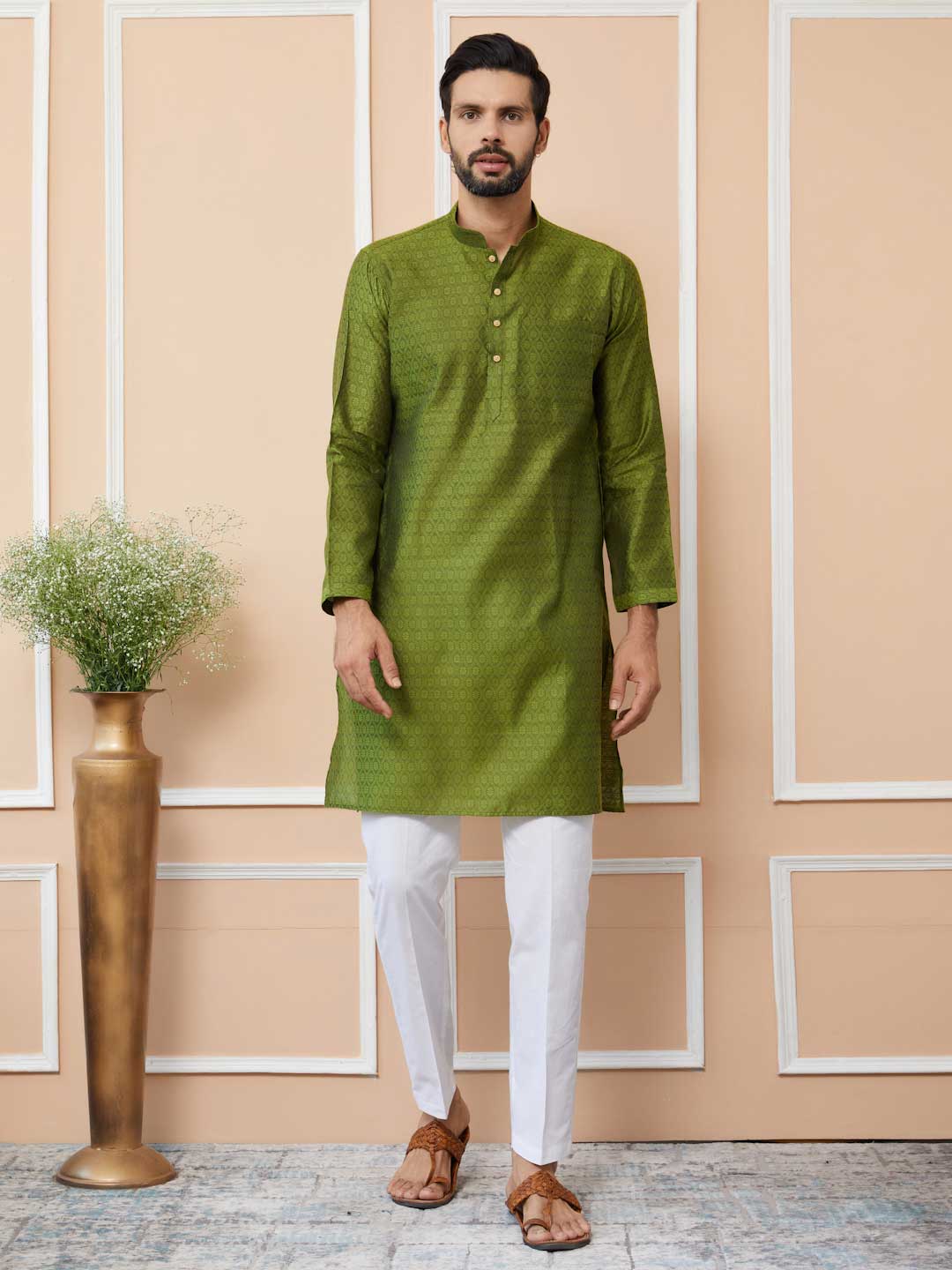 Green Ethnic Motifs Silk Jacquard Woven Design Straight Kurta with Pyjama