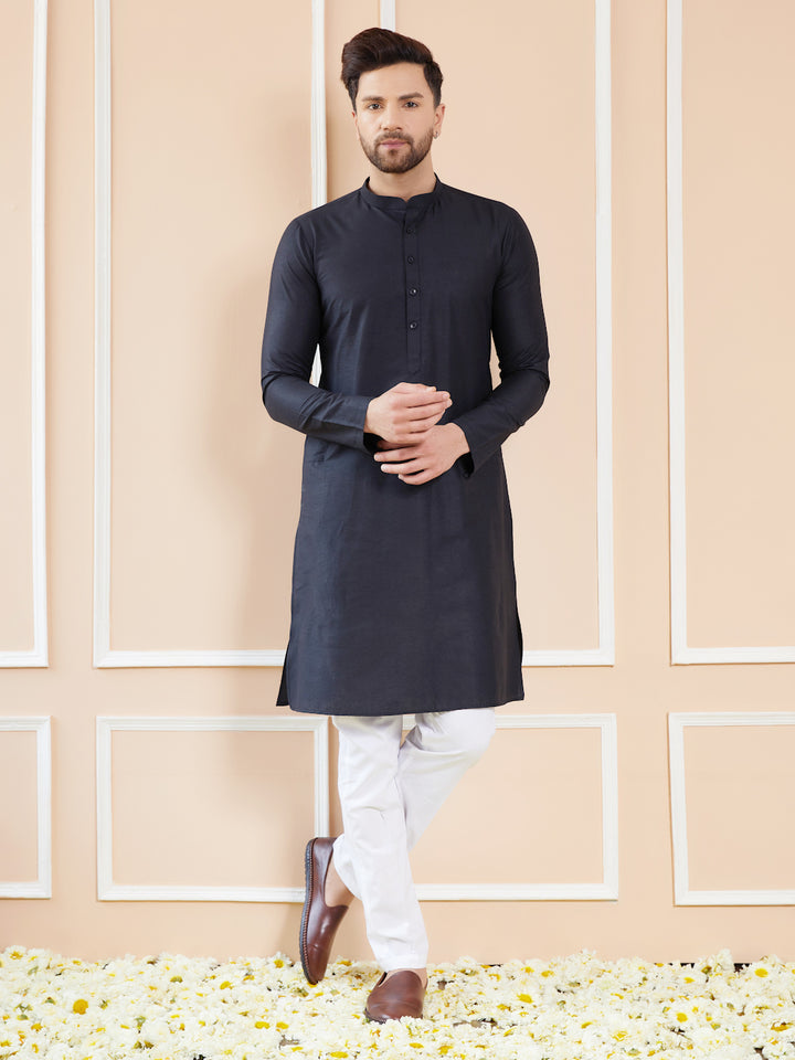 Black Cotton Solid Straight Kurta with Pyjama