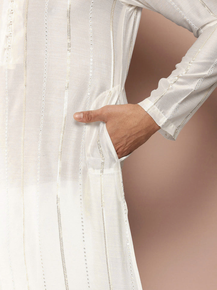 Men's Off White Chanderi Silk Kurta with Sequin Embroidery, Paired with Pyjama