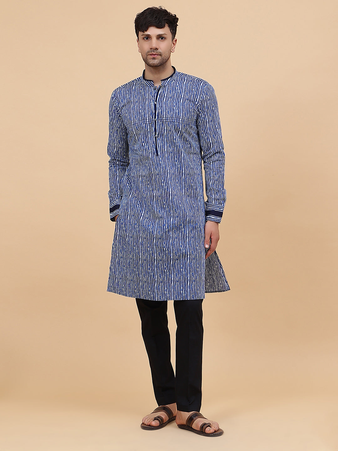 Blue Striped Printed Kurta With Pyjama