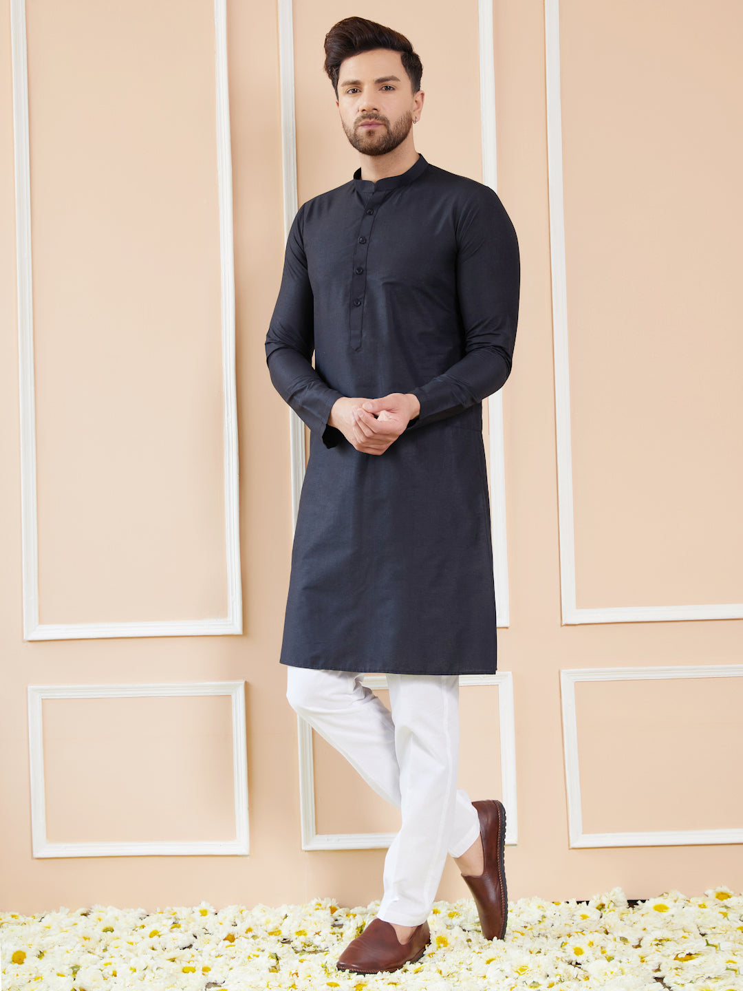 Black Cotton Solid Straight Kurta