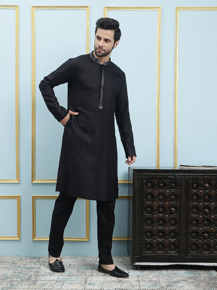 Solid Pure Cotton Straight Kurta with Pyjama