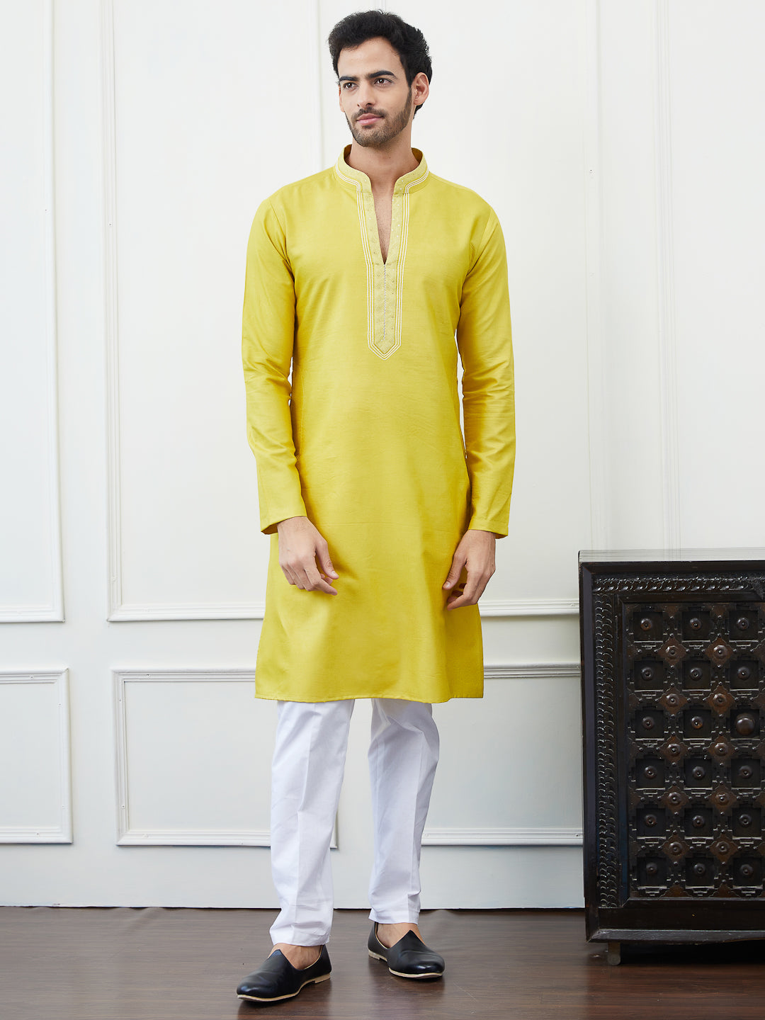 Solid Pure Cotton Straight Kurta with Embroidered Sequin and Thread worked Neck Design