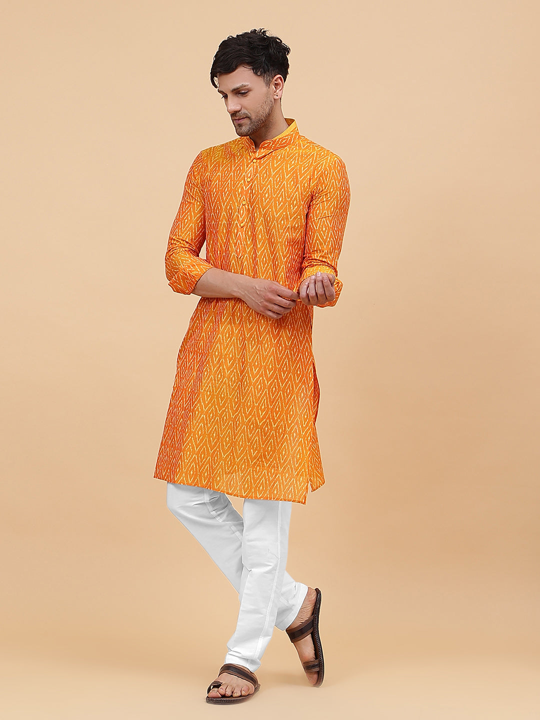 Ikat Printed Kurta With Pyjama