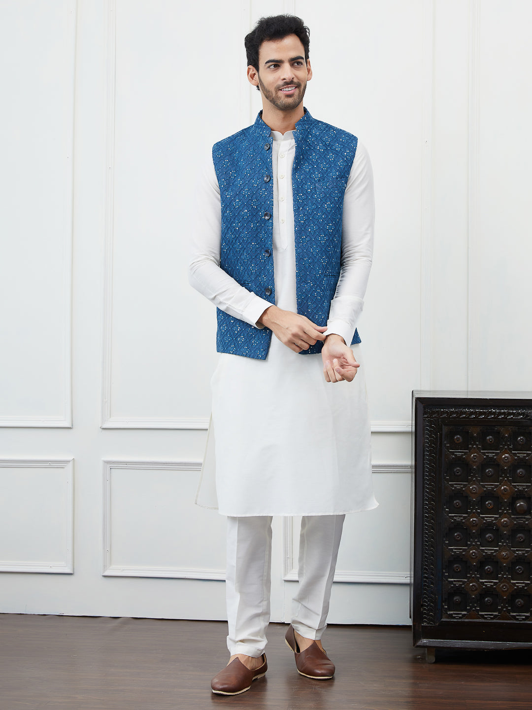 Sequins Embroidered Nehru Jacket