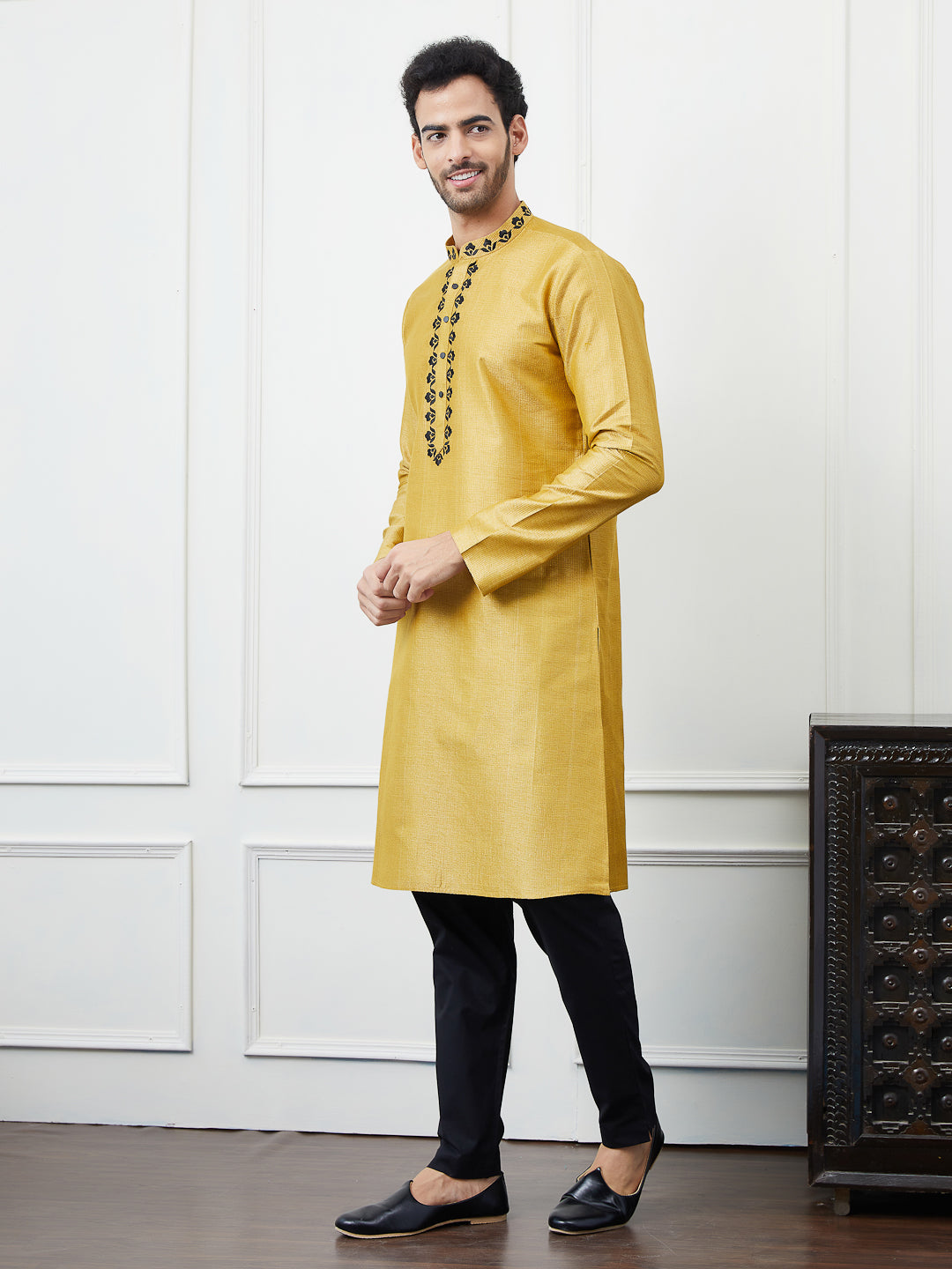 Solid Pure Cotton Straight Kurta with Embroidered Neck Design and Pyjama