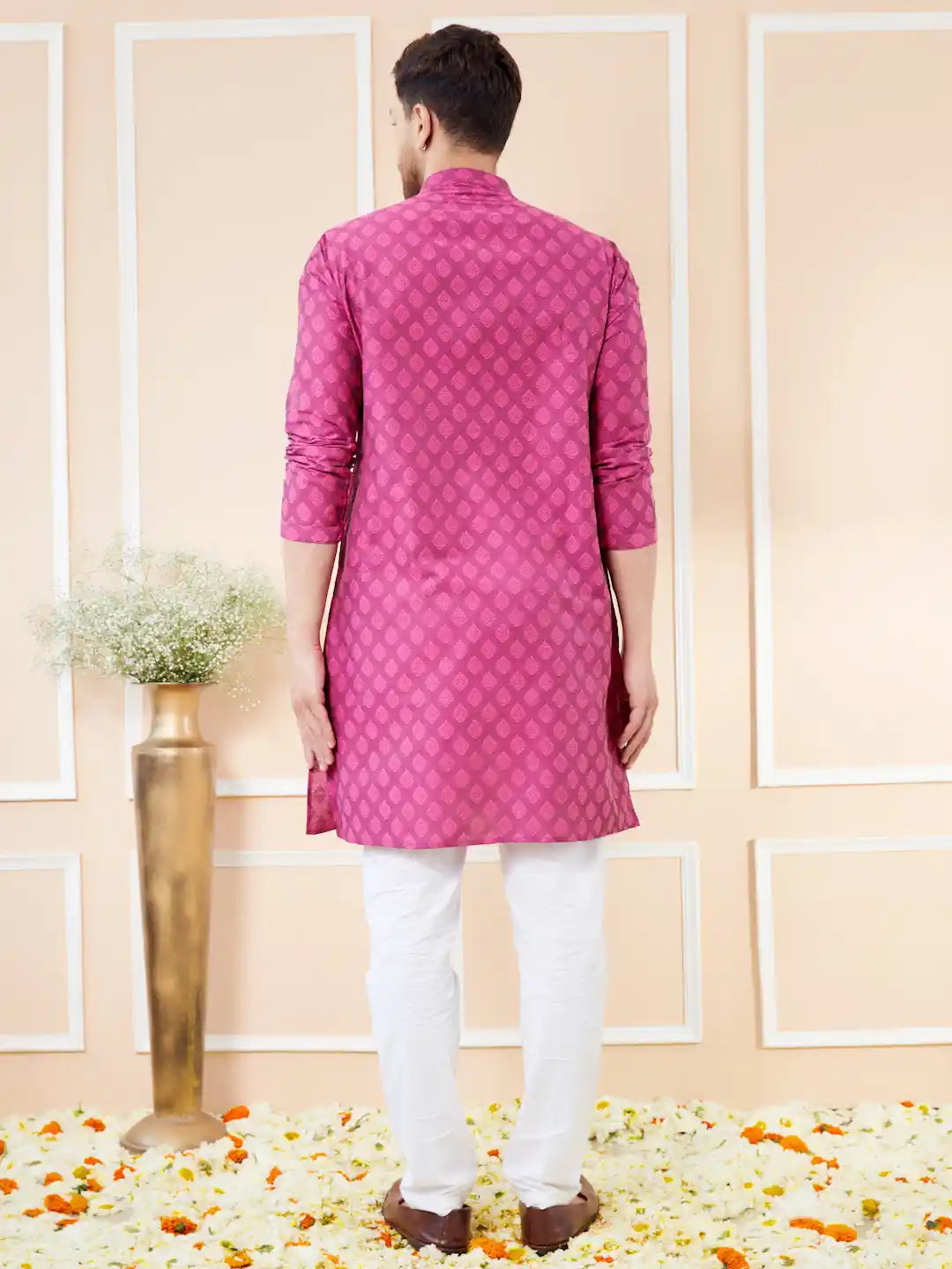 Pink Ethnic Motifs Silk Jacquard Woven Design Straight Kurta with Pyjama