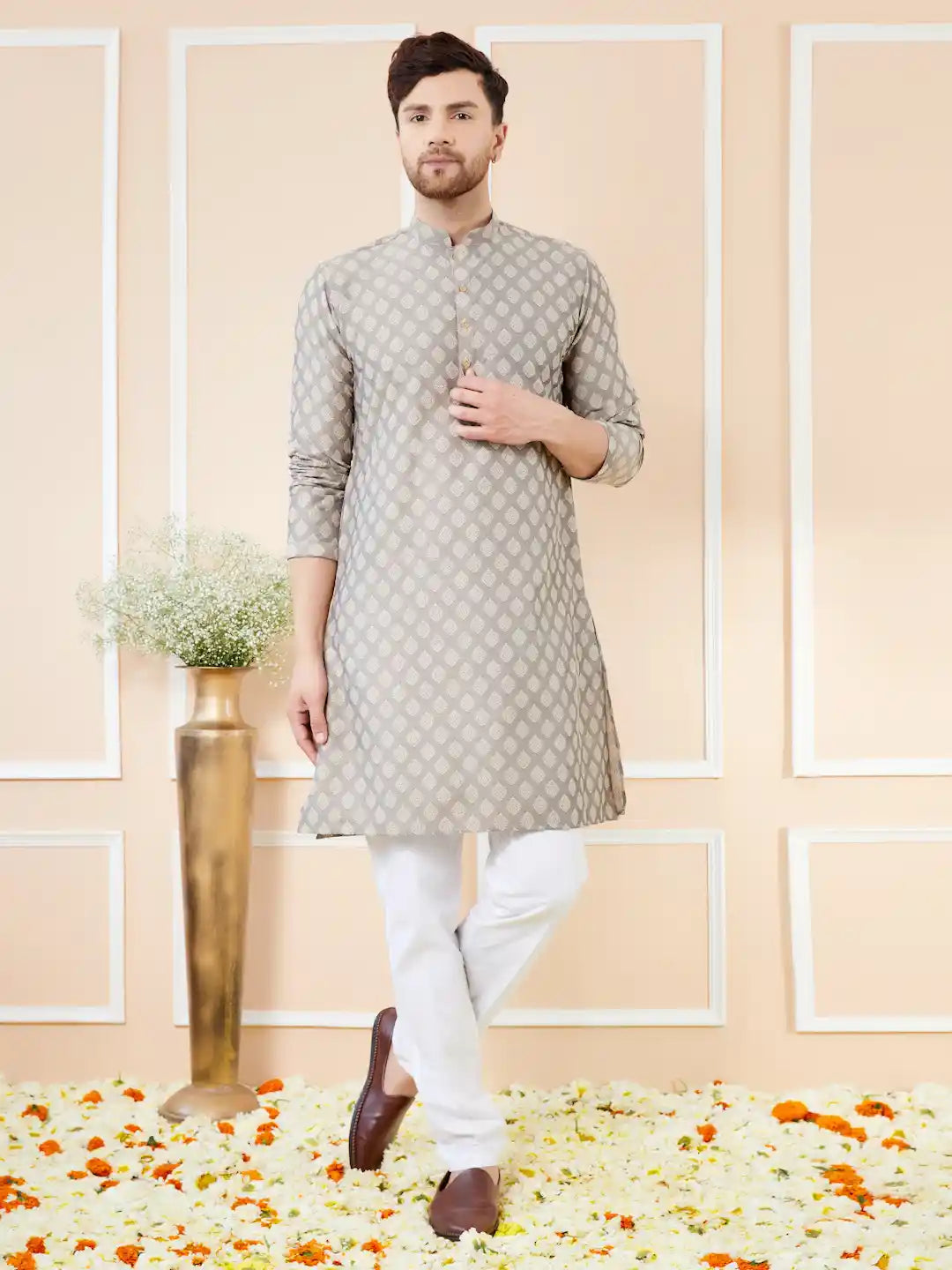 Grey Ethnic Motifs Silk Jacquard Woven Design Straight Kurta With pyjama