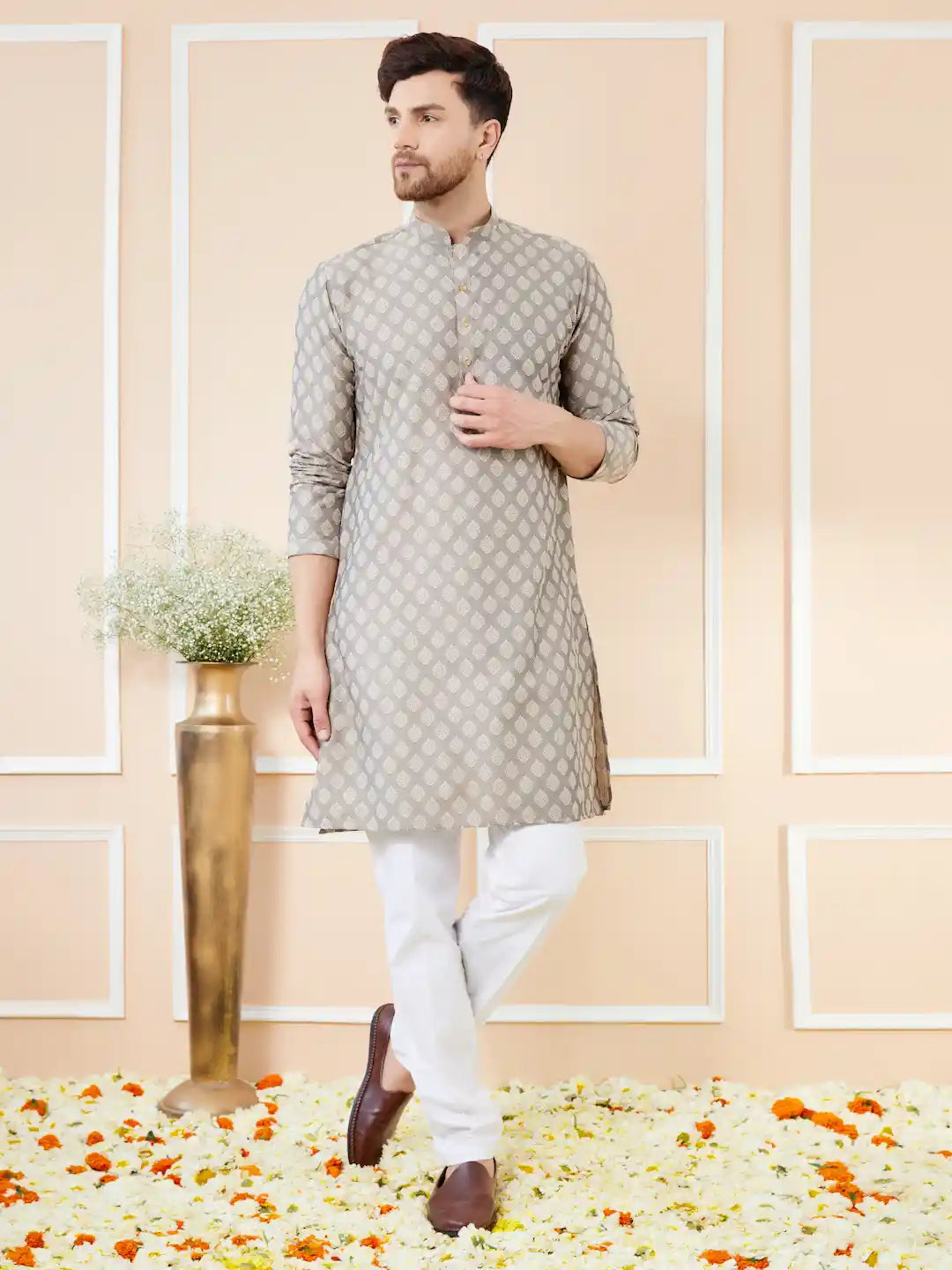 Grey Ethnic Motifs Silk Jacquard Woven Design Straight Kurta