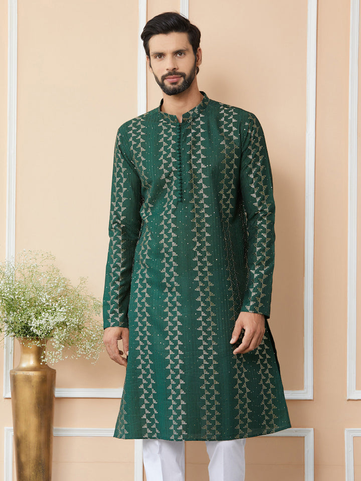 Green Embroidered Thread Work Sequinned Chanderi Silk Straight Kurta with Pyjama